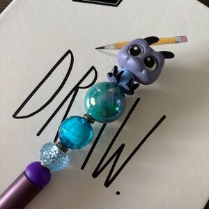 Disney Doorables: Mulan: Cri-Kee handmade beaded pen